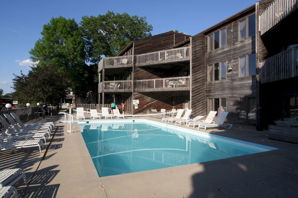 West Oaks Otel Arnolds Park Dış mekan fotoğraf